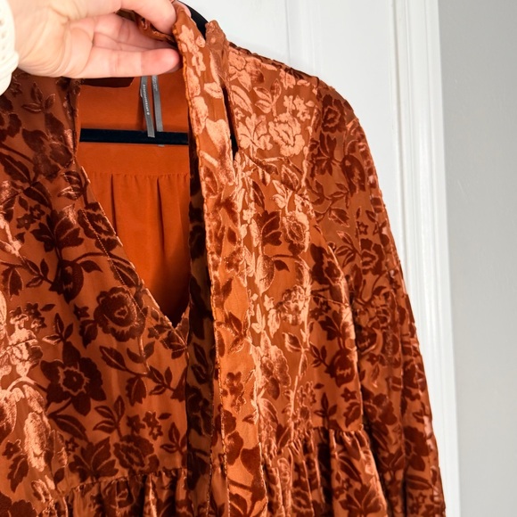 Anthropologie Rust Floral Velvet tie neck Blouse Size Small - Picture 9 of 12